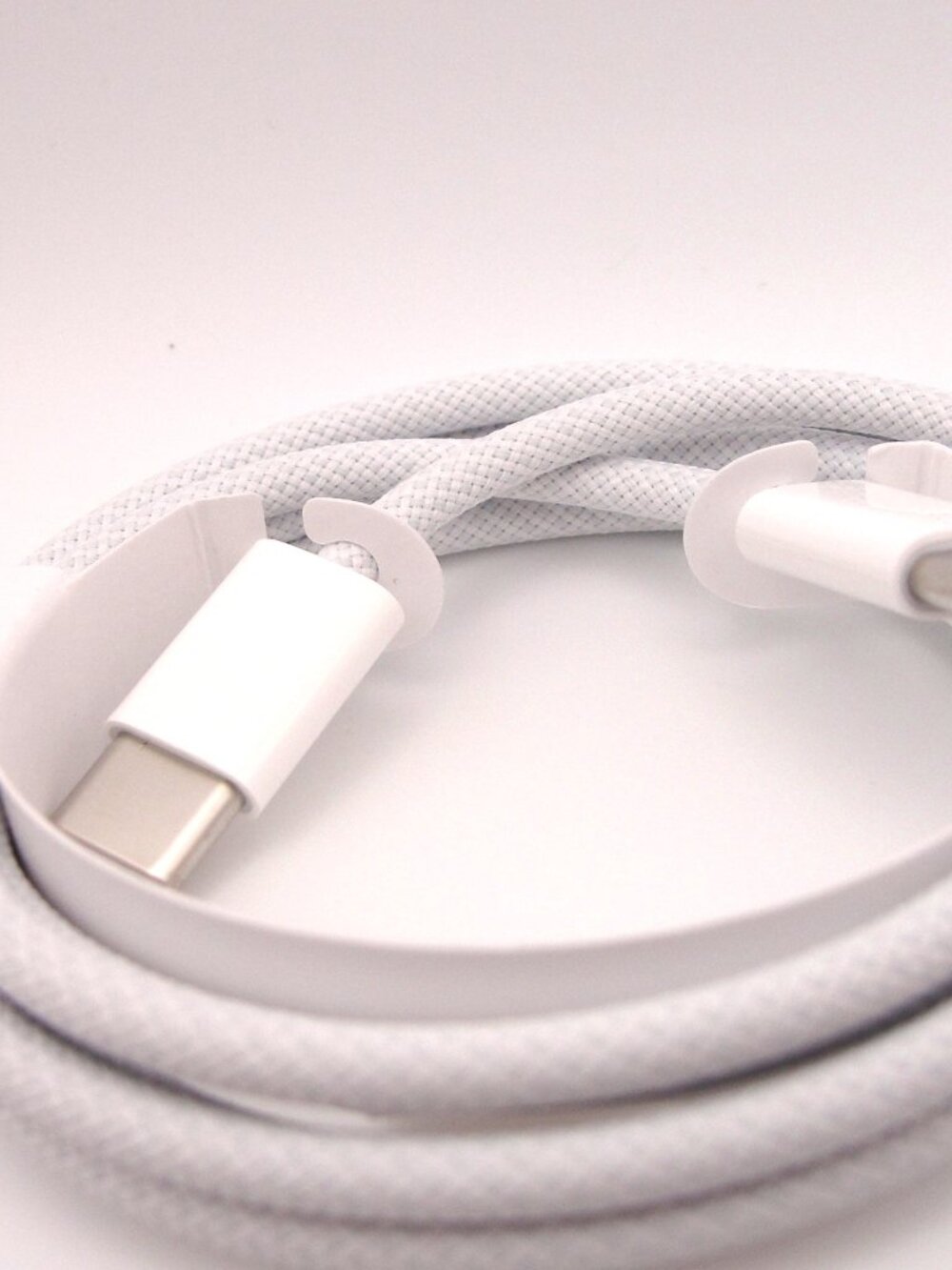 Apple USB‑C to USB‑C Braided Cable (A2795) | 1m | NEW | Fast Charging - Picture 6 of 7
